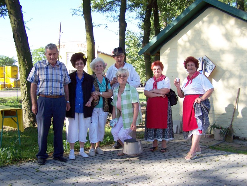 35.JPG