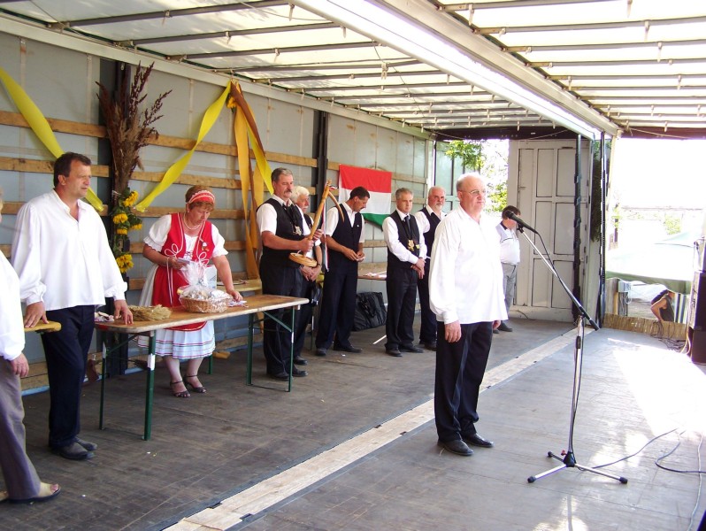 70.JPG